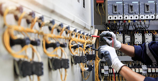 Professional Electrician technician working in Taylor, TX